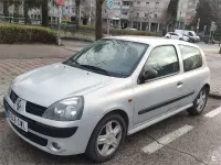 Usado Renault Clio II Extreme 110 CV (80 kW) 2004 Gris / plata Berlina
