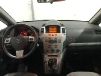 Usado Opel Zafira 110 CV (80 kW) 2010 Beige Monovolumen