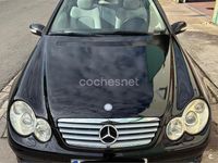 Usado Mercedes C220 143 CV (105 kW) 2005 Negro Berlina