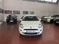 Usado Fiat Punto Pop 75 CV (55 kW) 2015 Blanco Utilitario