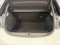 Usado Opel Corsa 100 CV (73 kW) 2024 Blanco Utilitario