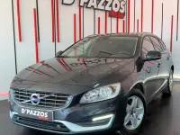 Usado Volvo V60 Momentum 115 CV (84 kW) 2015 Gris / plata Familiar
