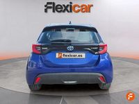 Usado Toyota Yaris Hybrid Active 116 CV (85 kW) 2021 Azul Berlina