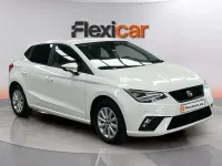 Usado Seat Ibiza Style Plus 116 CV (85 kW) 2021 Blanco Utilitario