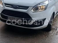 Usado Ford Tourneo Titanium 125 CV (91 kW) 2015 Blanco Monovolumen