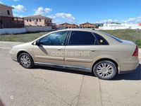 Usado Citroën C5 110 HP (80 kW) 2006 Bege Sedan