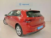 Usado VW Golf VIII Life 110 CV (80 kW) 2022 Rojo Utilitario