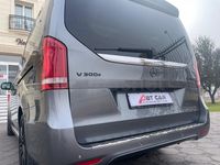 Usado Mercedes V300 Avantgarde 239 CV (175 kW) 2021 Gris / plata Monovolumen