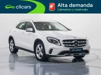 Usado Mercedes GLA180 122 CV (89 kW) 2019 Blanco SUV