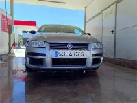 Usado Fiat Stilo Dynamic 115 CV (84 kW) 2004 Gris / plata Berlina