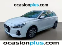 Usado Hyundai i30 140 CV (102 kW) 2018 Blanco Familiar