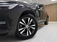 Usado Volvo XC60 Momentum 197 CV (144 kW) 2021 Gris SUV