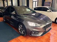 Usado Ford Focus ST-Line 155 CV (114 kW) 2021 Gris Familiar