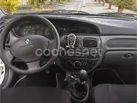 Usado Renault Mégane 95 CV (69 kW) 1999 Blanco Berlina