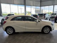 Usado Mercedes A180 Style 122 CV (89 kW) 2014 Blanco Utilitario