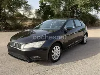 Usado Seat Leon Style 105 CV (77 kW) 2013 Negro Berlina