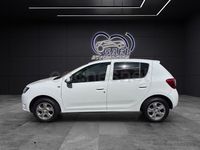 Usado Dacia Sandero Ambiance 75 CV (55 kW) 2016 Blanco Berlina
