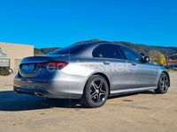 Usado Mercedes E200 197 CV (144 kW) 2022 Gris / plata Berlina