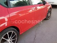 Usado Seat Leon Reference 140 CV (102 kW) 2006 Rojo Berlina
