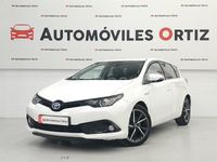 Usado Toyota Auris Hybrid Edition 136 CV (100 kW) 2018 Blanco Berlina