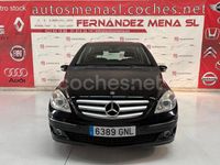 Usado Mercedes B200 136 CV (100 kW) 2008 Negro Monovolumen