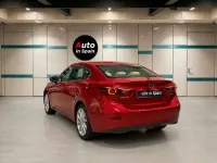 Usado Mazda 3 Luxury 165 CV (121 kW) 2014 Rojo Utilitario