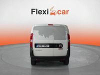 Usado Fiat Doblò 106 CV (77 kW) 2022 Blanco Monovolumen