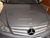 Usado Mercedes C220 Avantgarde 150 CV (110 kW) 2008 Gris / plata Berlina