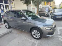 Usado Skoda Kamiq Ambition 110 CV (80 kW) 2022 Gris / plata SUV