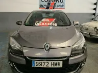 Usado Renault Mégane Bose Edition 130 CV (95 kW) 2013 Gris / plata Berlina