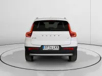 Usado Volvo XC40 Core 211 CV (155 kW) 2022 Blanco SUV