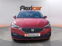 Usado Seat Leon Style 110 CV (80 kW) 2022 Rojo Familiar