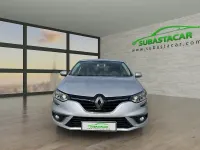 Usado Renault Mégane Business 115 CV (84 kW) 2019 Gris / plata Berlina