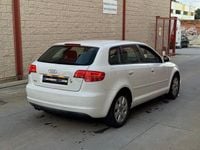 Usado Audi A3 Attraction 125 CV (91 kW) 2009 Blanco Utilitario