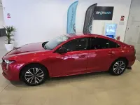 Usado Peugeot 508 Allure 130 CV (95 kW) 2023 Rojo Berlina