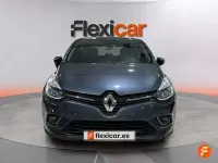 Usado Renault Clio Zen 90 CV (66 kW) 2019 Gris
