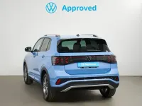 Usado VW T-Cross R-line 116 CV (85 kW) 2024 Azul SUV