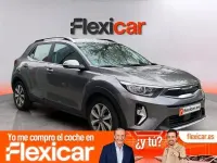 Usado Kia Stonic 100 CV (73 kW) 2024 Gris SUV