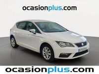 Usado Seat Leon Style 130 CV (95 kW) 2019 Blanco