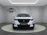 Usado Peugeot 2008 Active 110 CV (80 kW) 2021 Blanco SUV