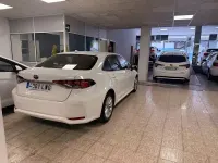 Usado Toyota Corolla Active 122 CV (89 kW) 2022 Blanco Berlina
