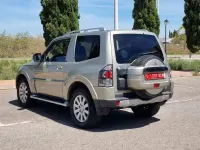 Usado Mitsubishi Montero 170 CV (125 kW) 2009 Beige SUV