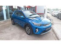 Usado Kia Stonic 100 CV (73 kW) 2024 Azul SUV