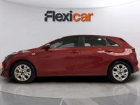 Usado Kia Ceed 120 CV (88 kW) 2023 Burdeos Utilitario