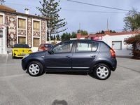 Usado Dacia Sandero Ambiance 68 HP (50 kW) 2011 Cinzento Citadino