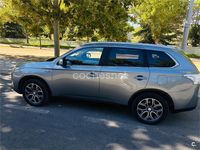 Usado Mitsubishi Outlander P-HEV 203 CV (149 kW) 2015 Gris / plata SUV
