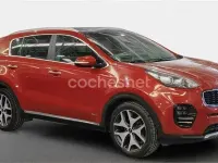 Usado Kia Sportage GT-Line 141 CV (103 kW) 2018 Rojo SUV