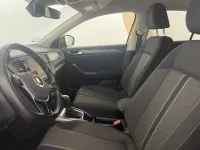 Usado VW T-Roc Advance 150 CV (110 kW) 2022 Amarillo SUV