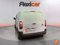 Usado Citroën Berlingo Live 102 CV (75 kW) 2021 Blanco Monovolumen