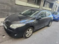 Usado Renault Mégane III Dynamique 110 CV (80 kW) 2009 Negro Berlina